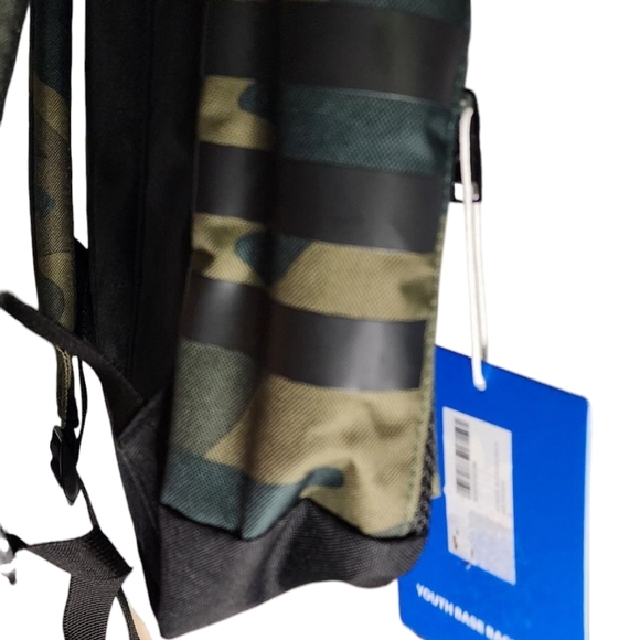Adidas Camouflage Backpack for Youth - Picture 9 of 9